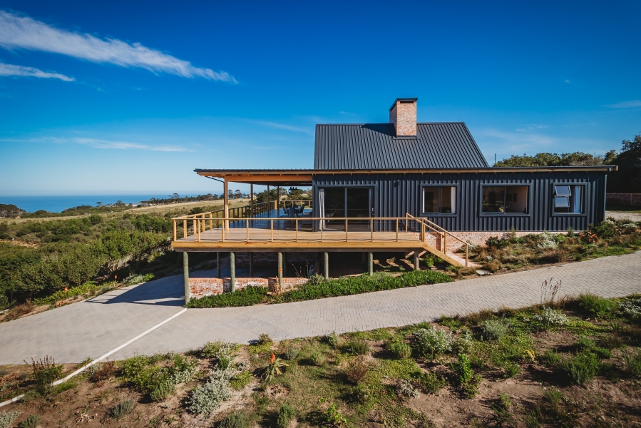 4 Bedroom Property for Sale in Hansmoeskraal A H Western Cape